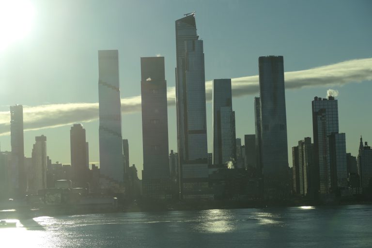 0011 Manhattan
